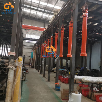 ZX135US Excavator Hydraulic Cylinder 4442721 4442657 4455376 4455377 4647563 4647564 4683744 4683745 4442909 4455378 4442909